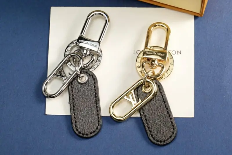 louis vuitton lv key holder and boucle de sac s_121a1312